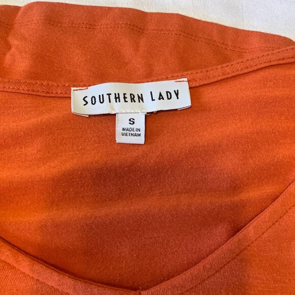 Western Look Southern Lady Size Small Burnt Orange Shirt with shoulder tassels - Picture 3 of 10